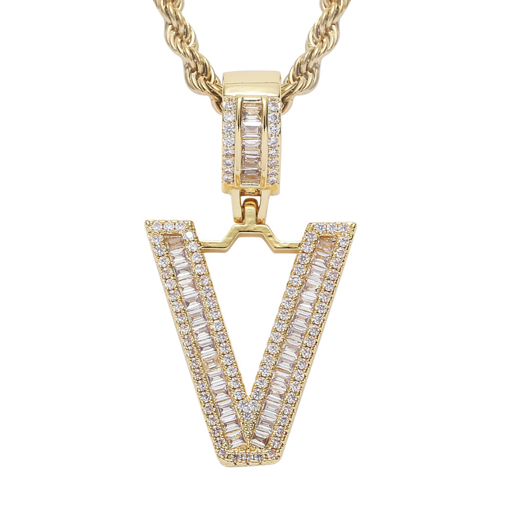 V (gold) + 60cm twist chain