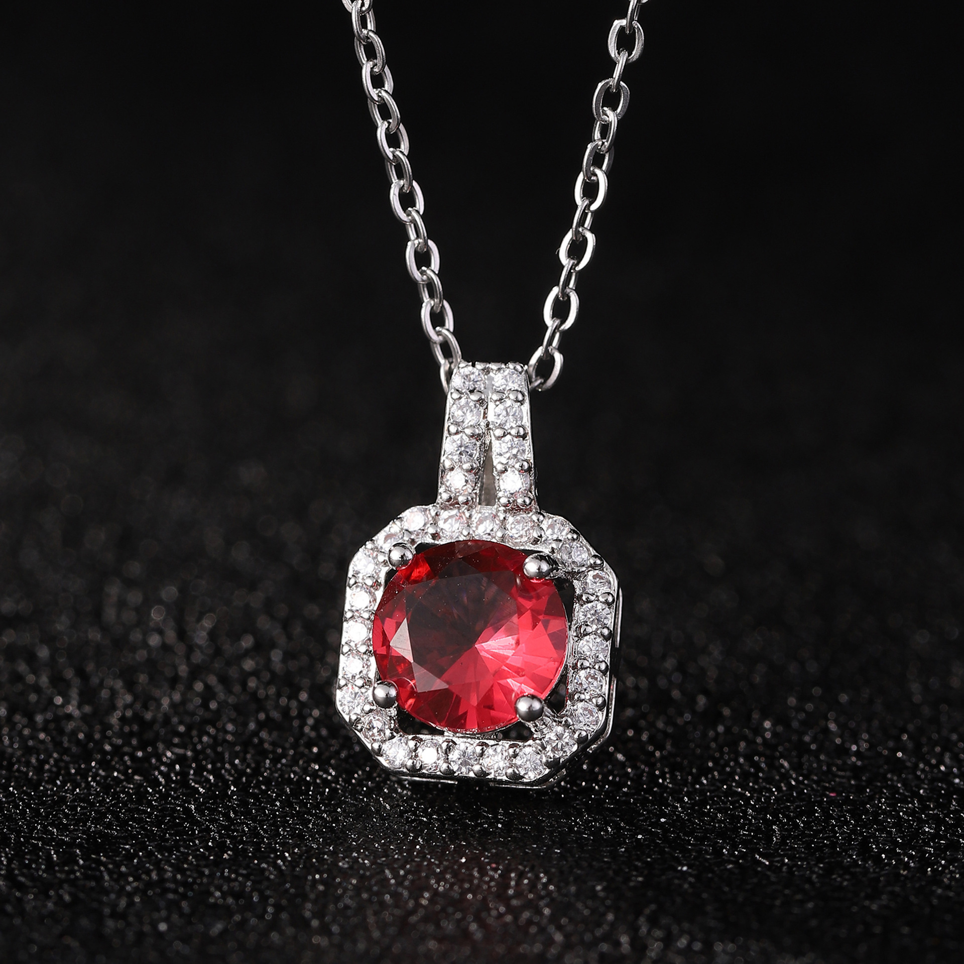 Red zirconium (single pendant)