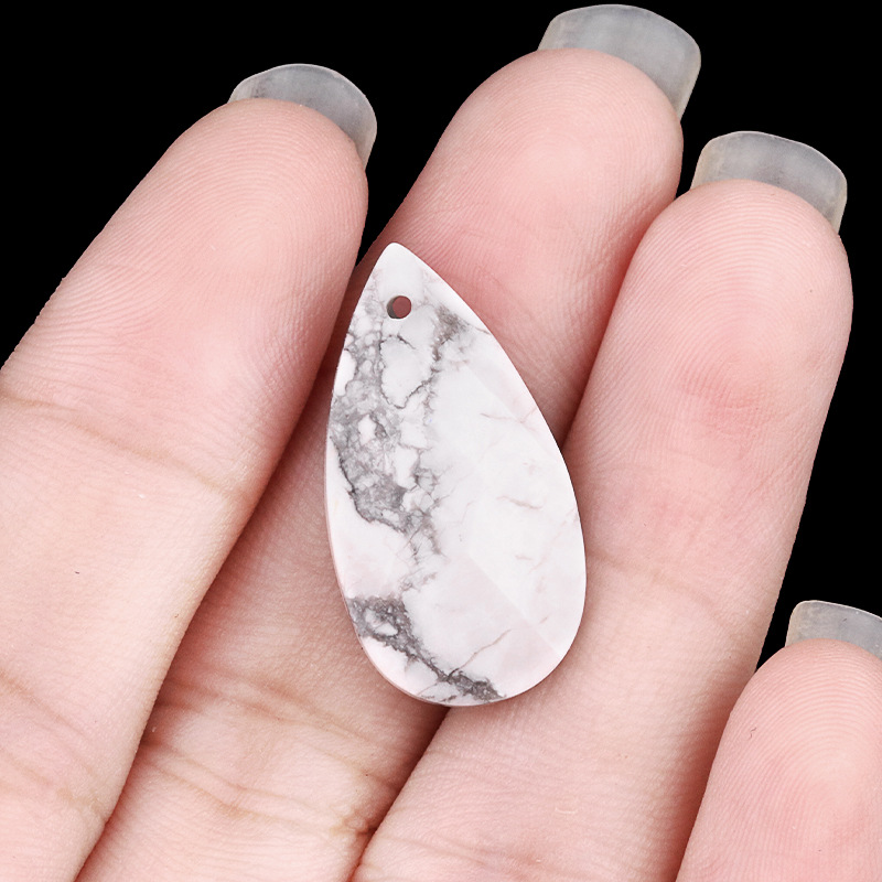 White turquoise (13×25mm faces)