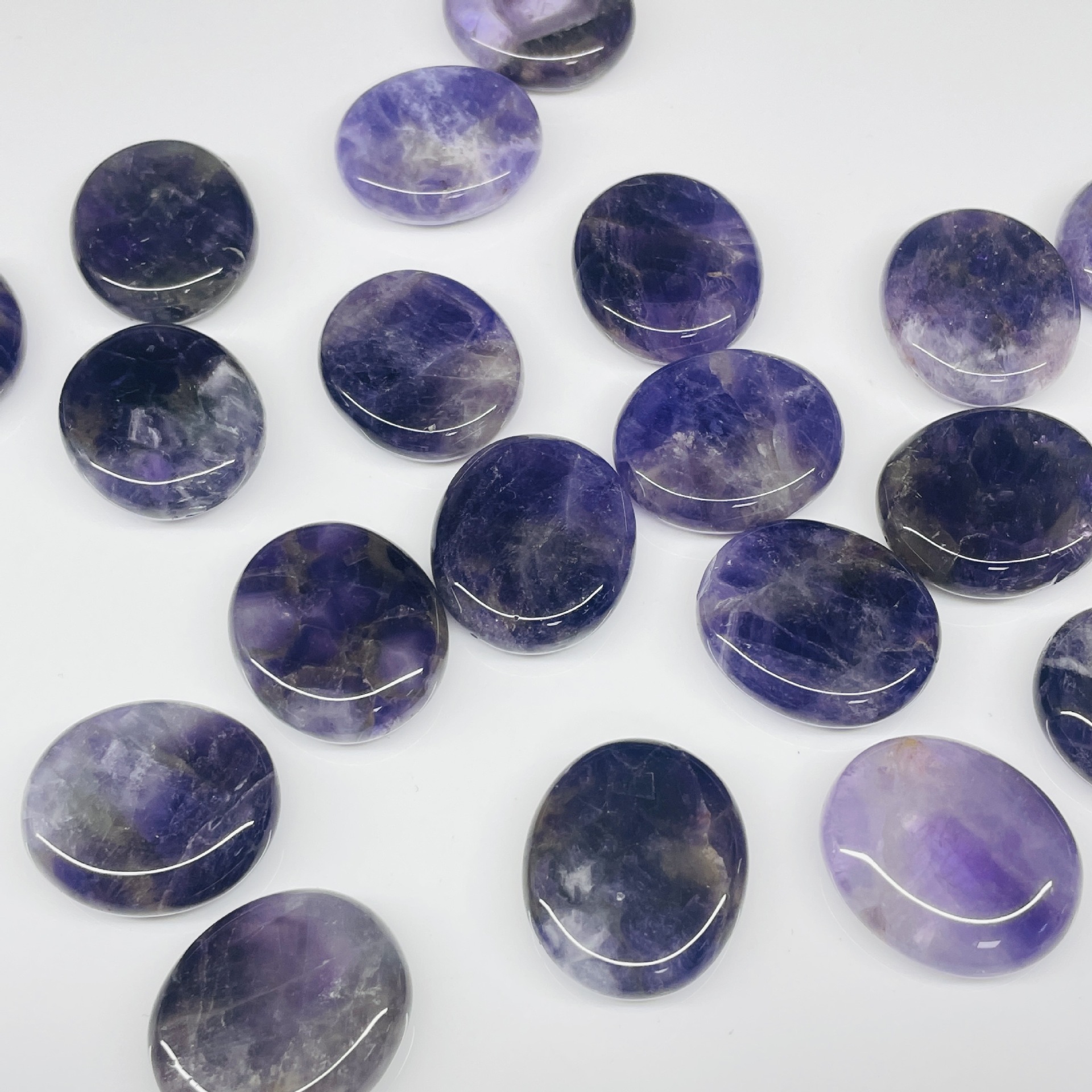 Amethyst flat stone [27*23 * 7MM]]