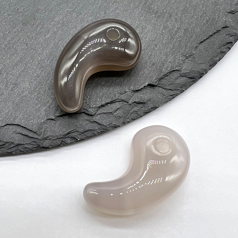 One gray agate