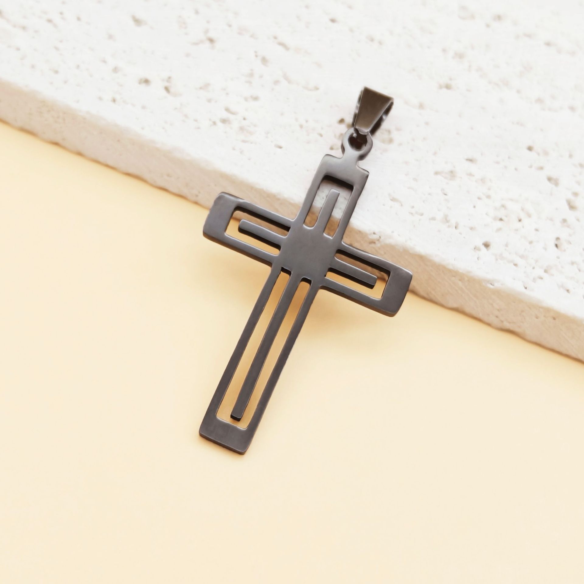 147429Black single pendant