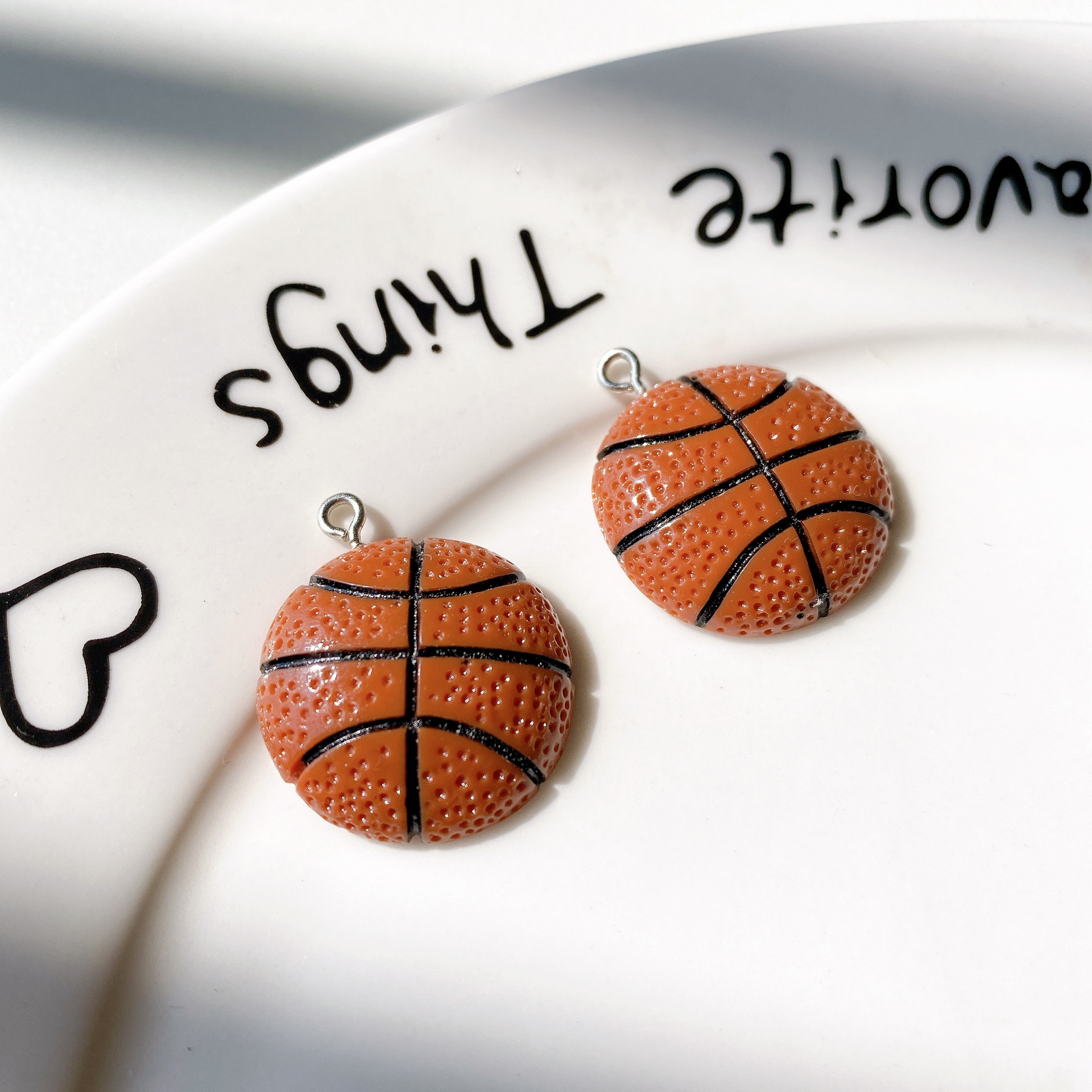 Basketball white spikes