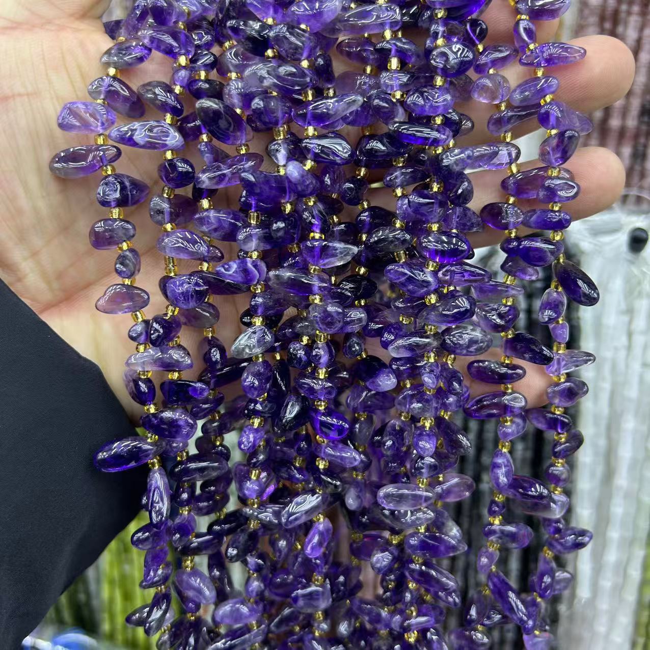 L-12 amethyst