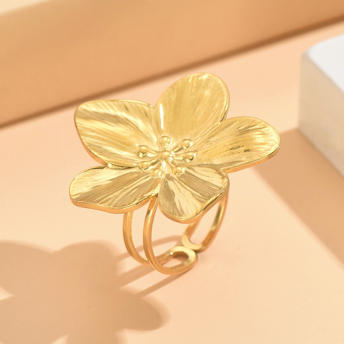 J03280 gold