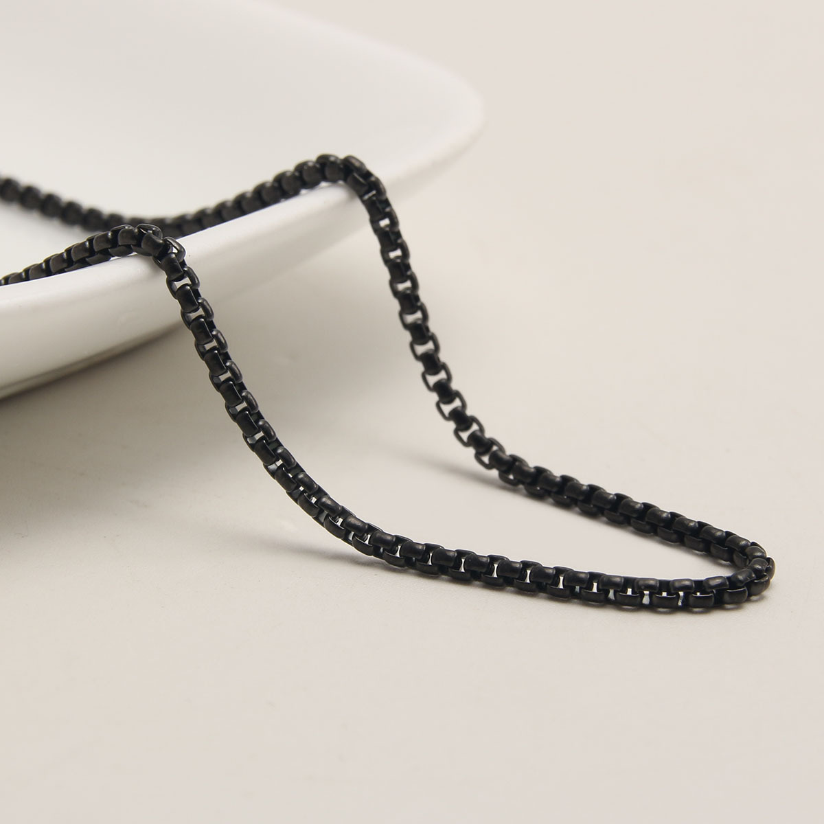 Black 2.0mm wide 60cm long