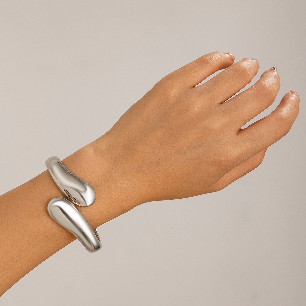 02 White K 2427