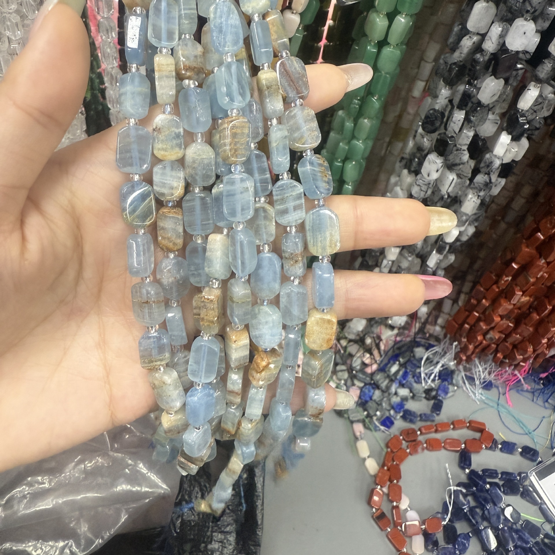 Blue calcite