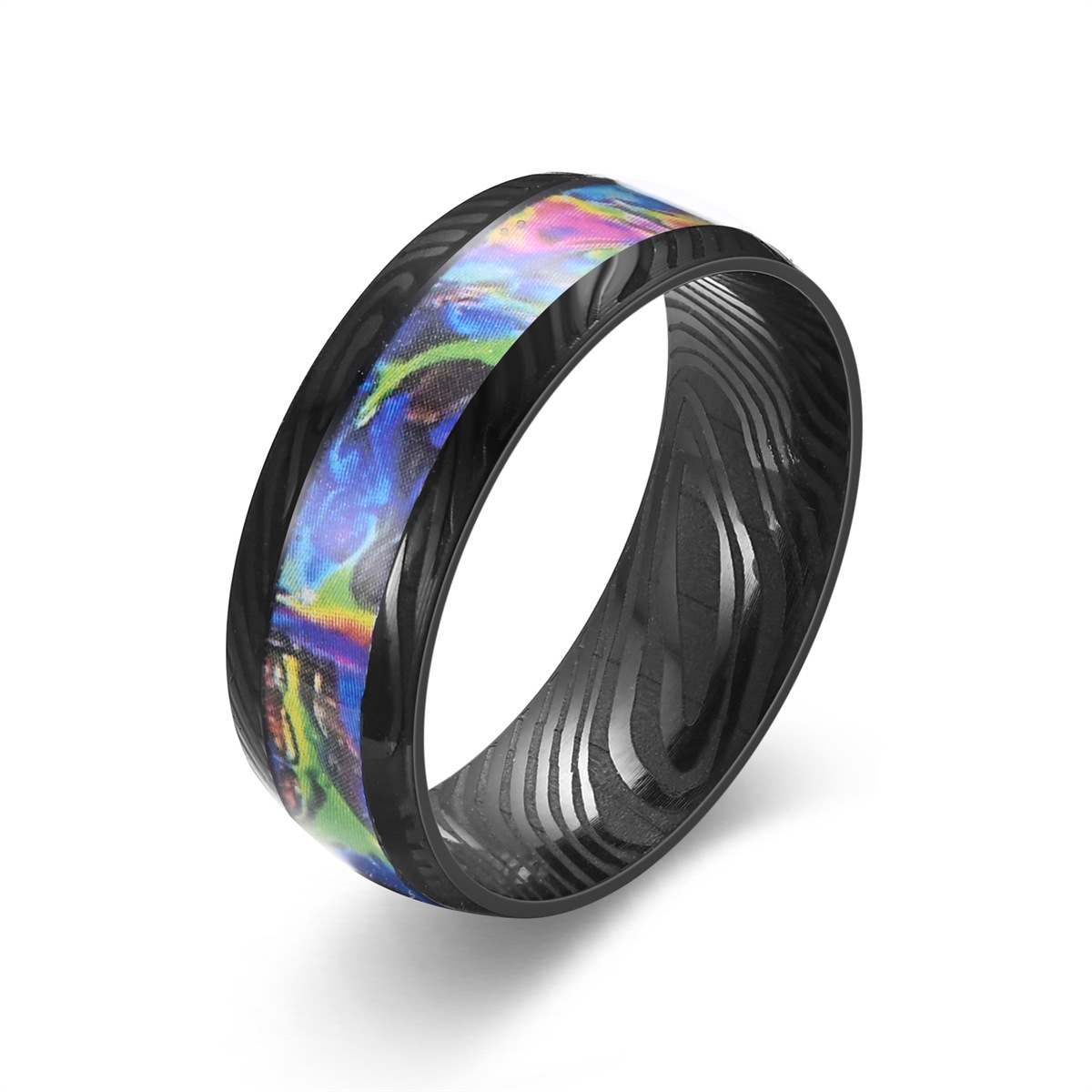 The hammer pattern is diffused with seven colors