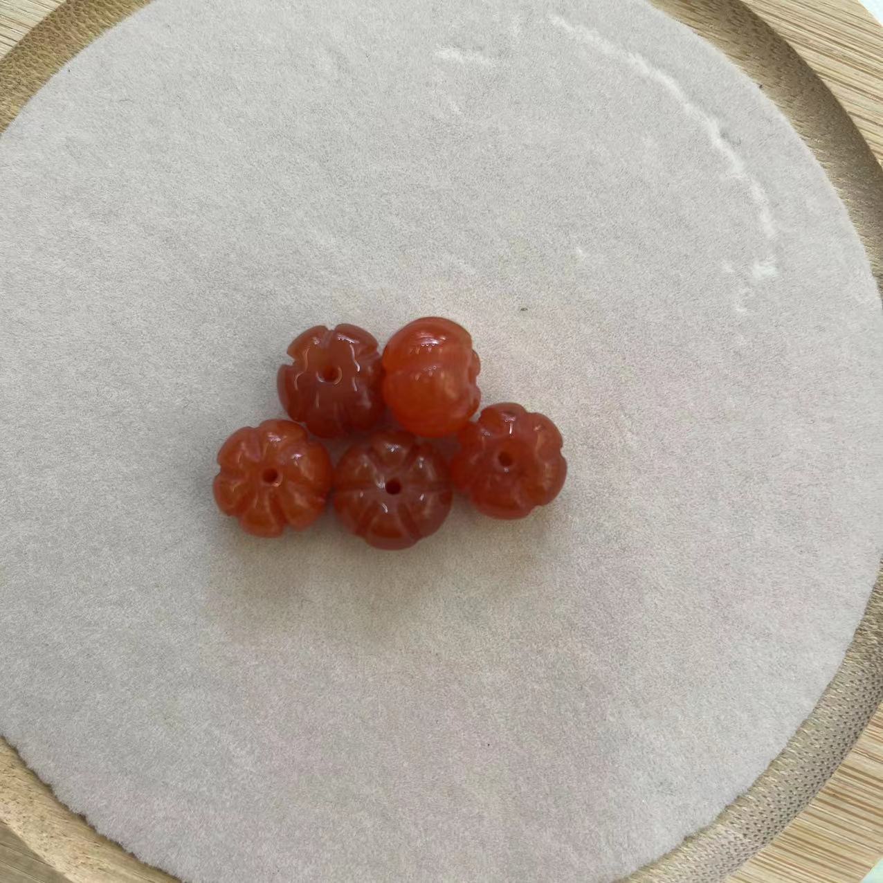 Red agate