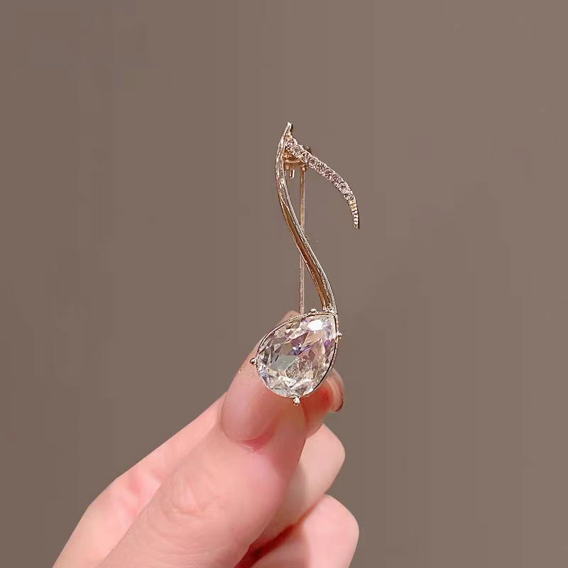 Brooch Style -117