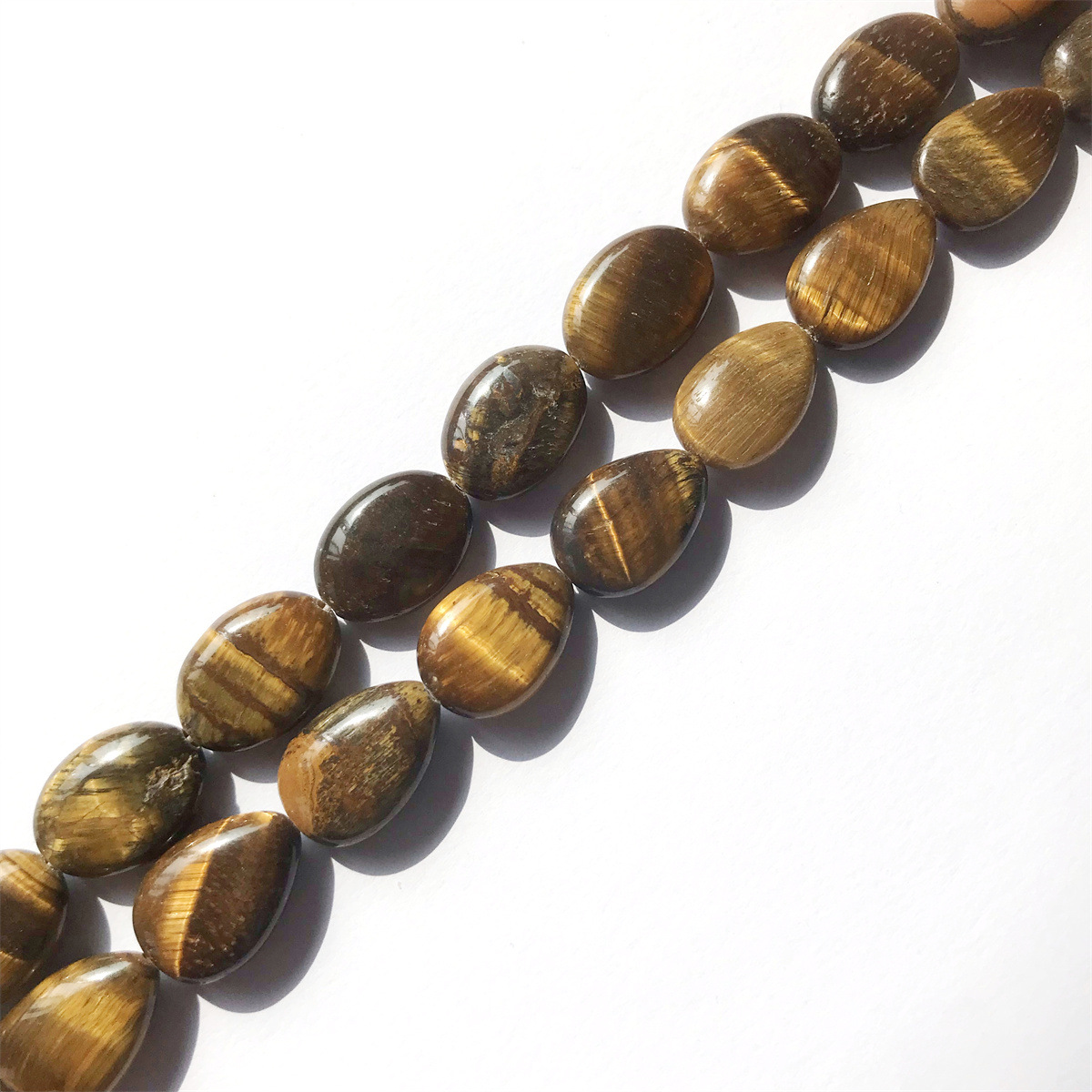02-tiger eye stone