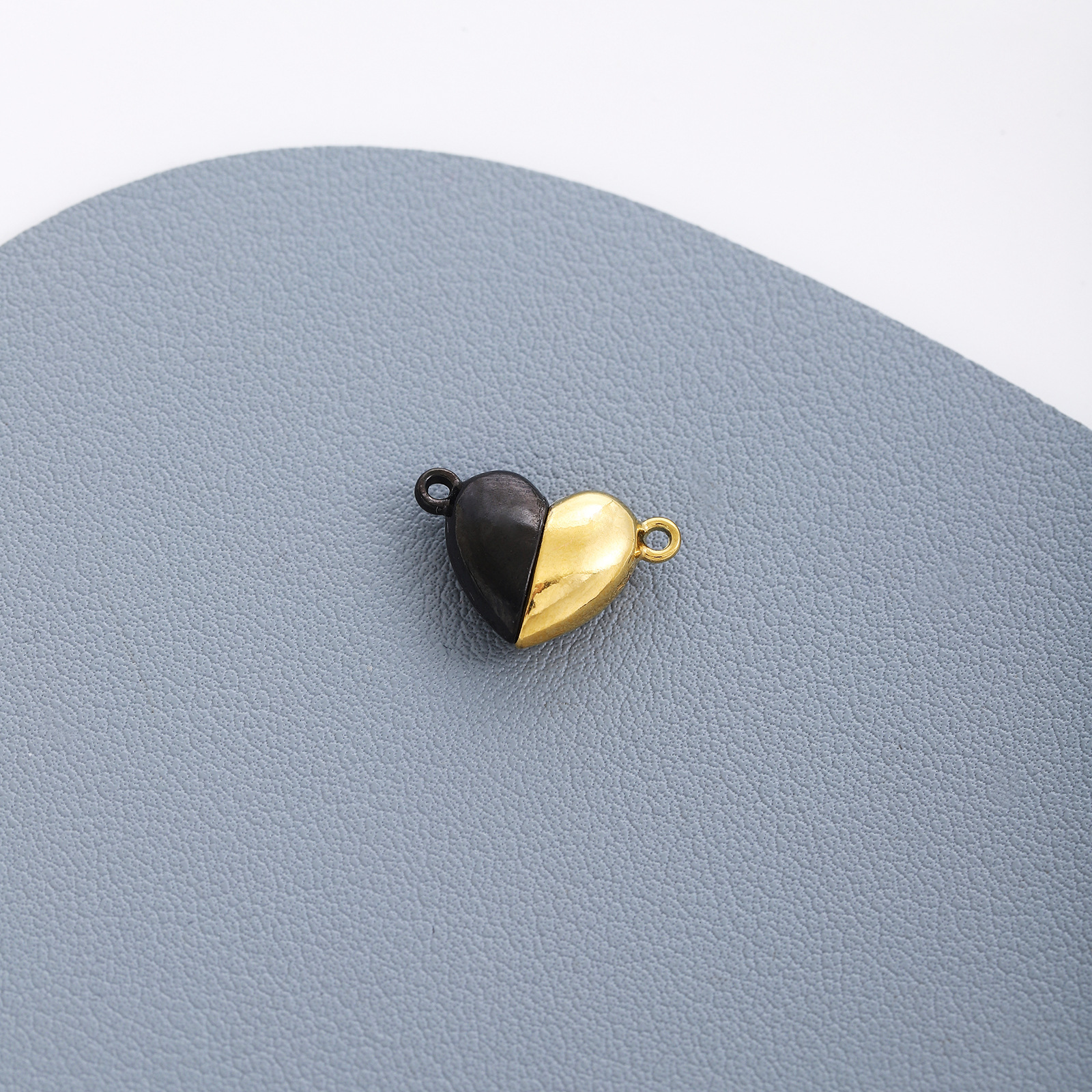 Stainless steel love magnet black and gold