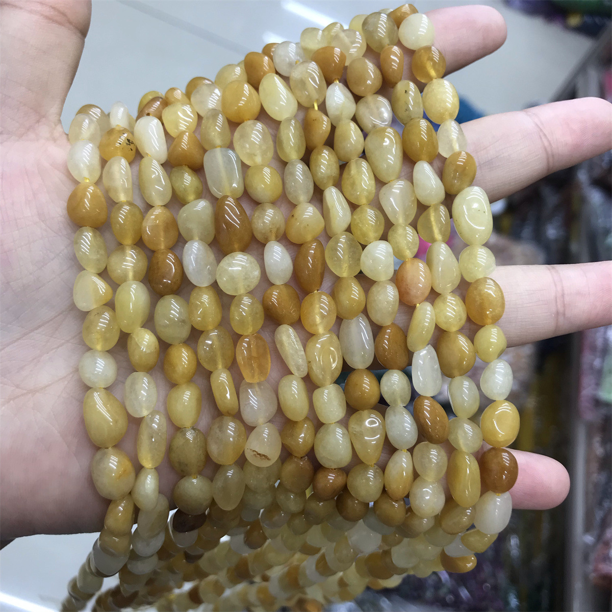 24-huang jade