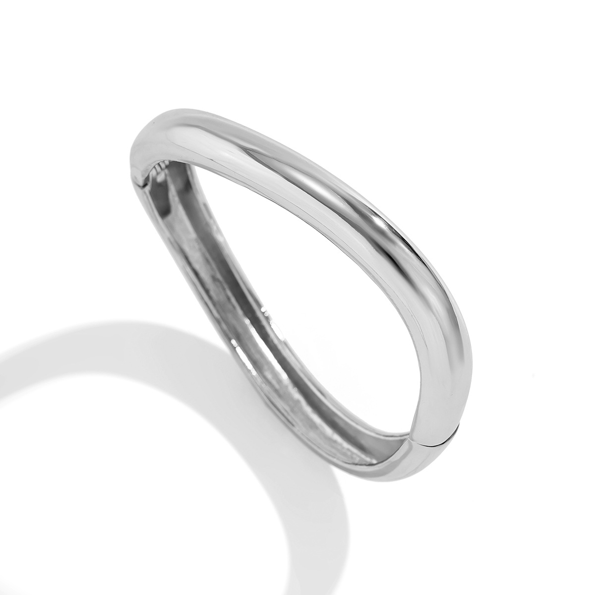 01 White K 2391