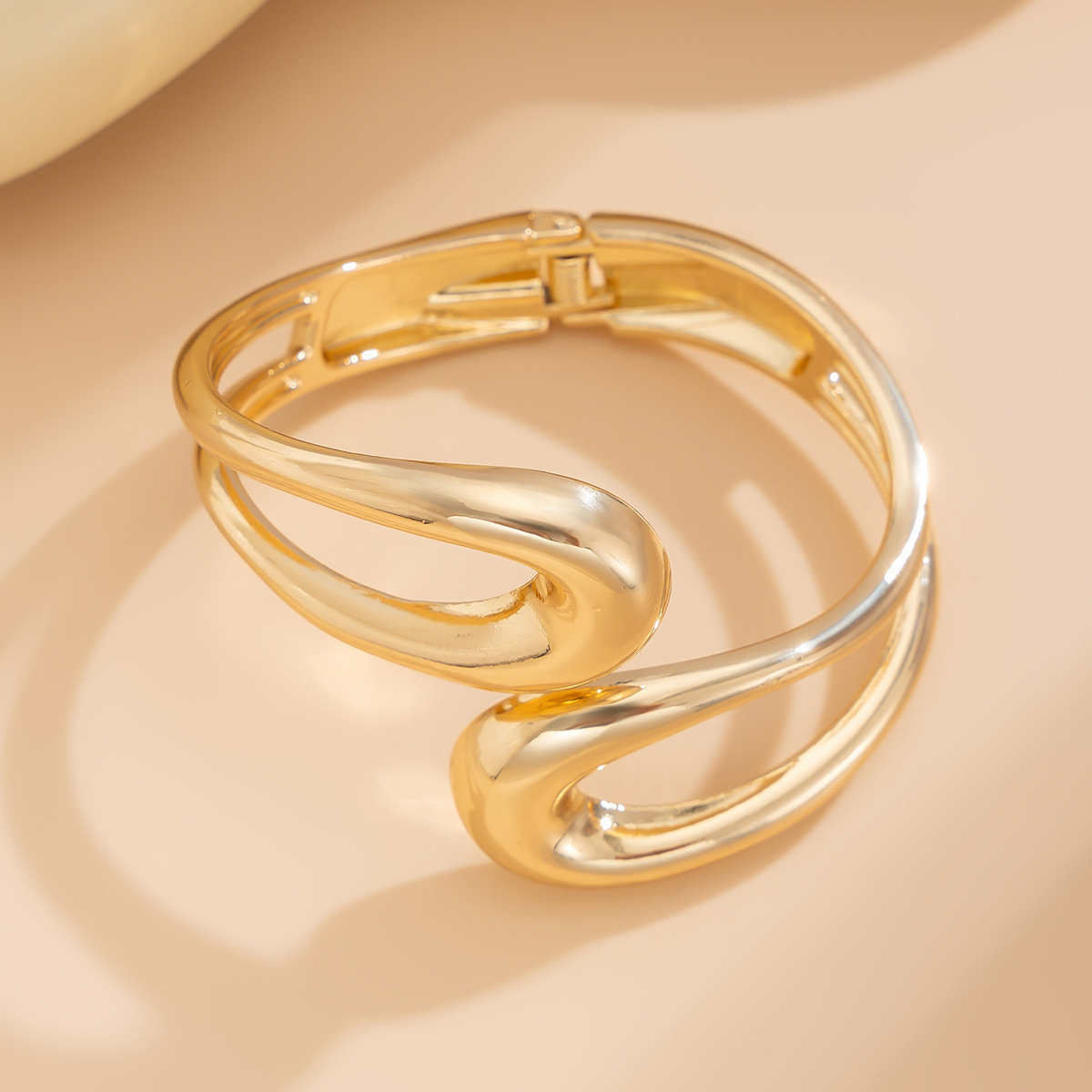 05 bracelet gold 2546