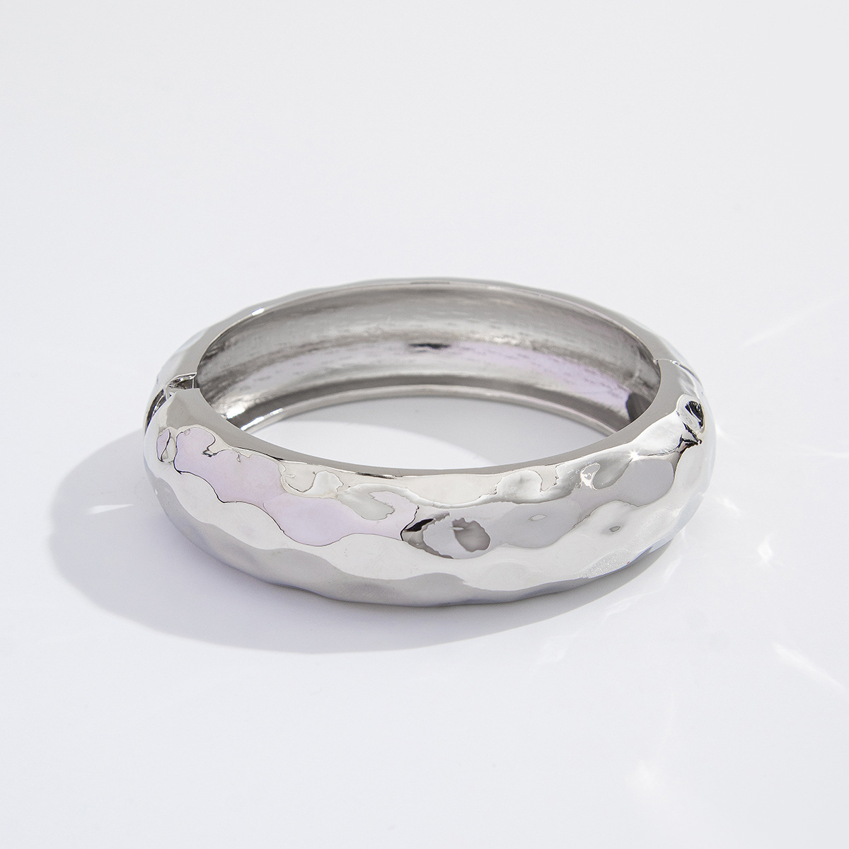 02 bracelet white k 2552
