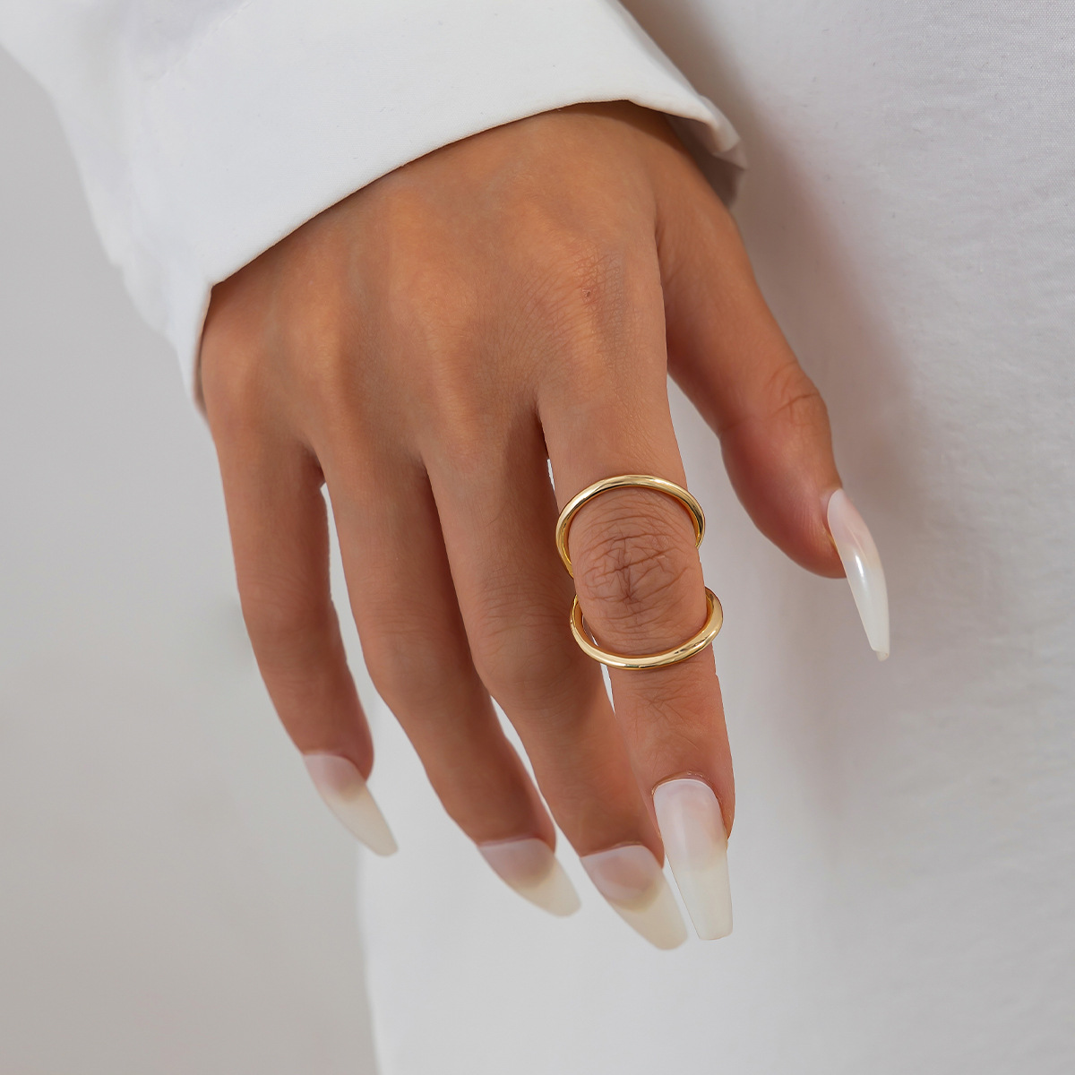 05 ring light gold 0823