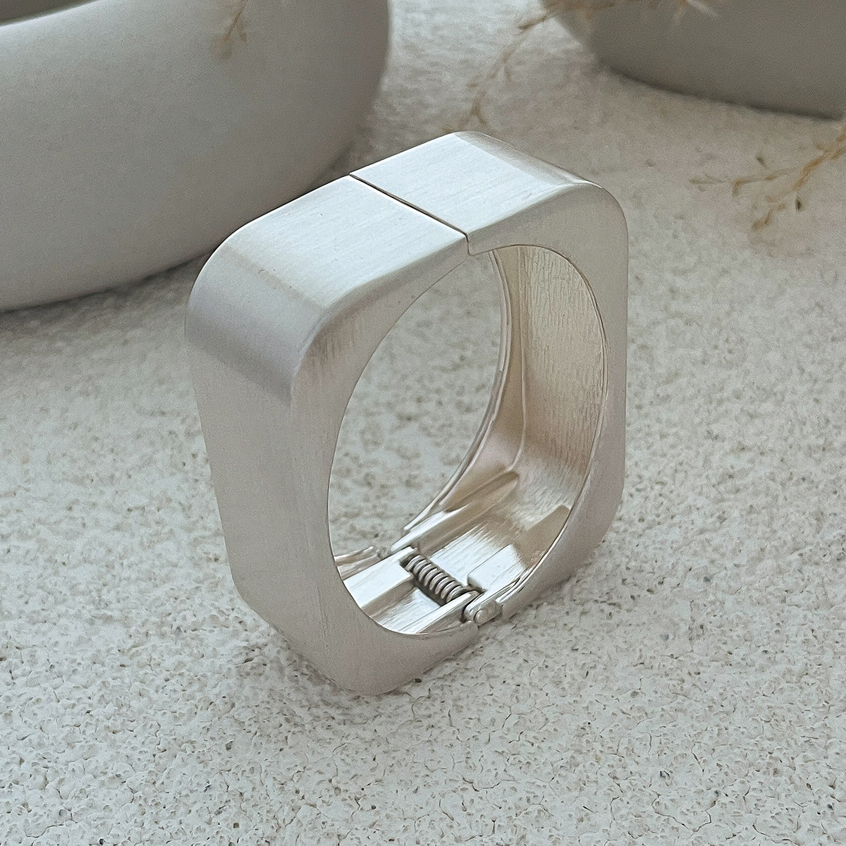 01 bracelet scaned silver 2635k2