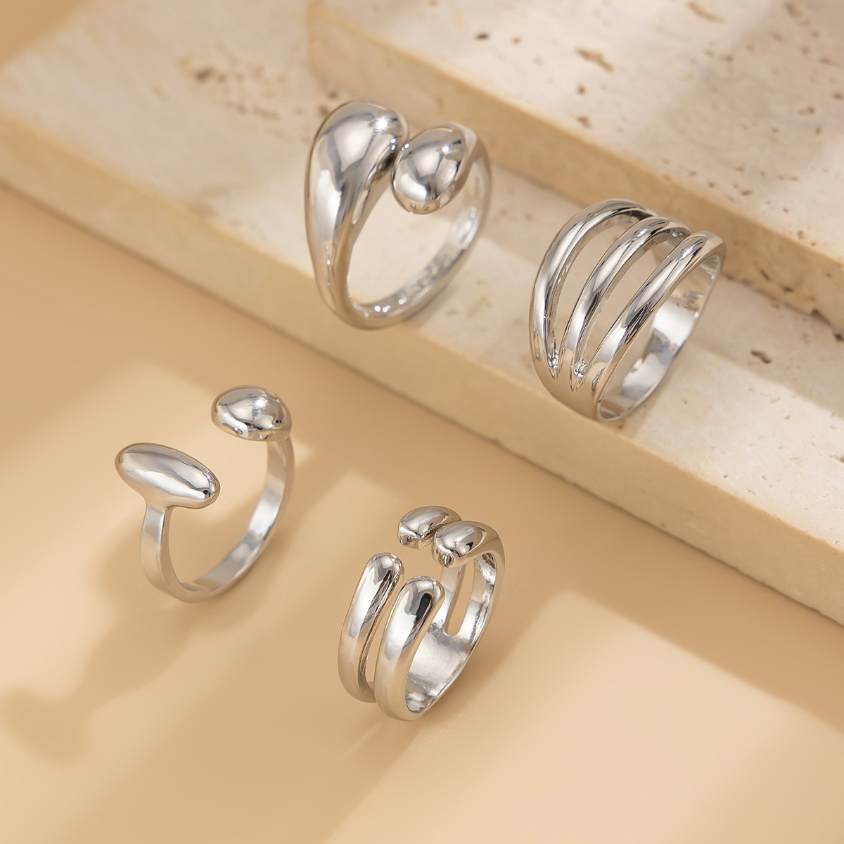 04 ring white k 5681