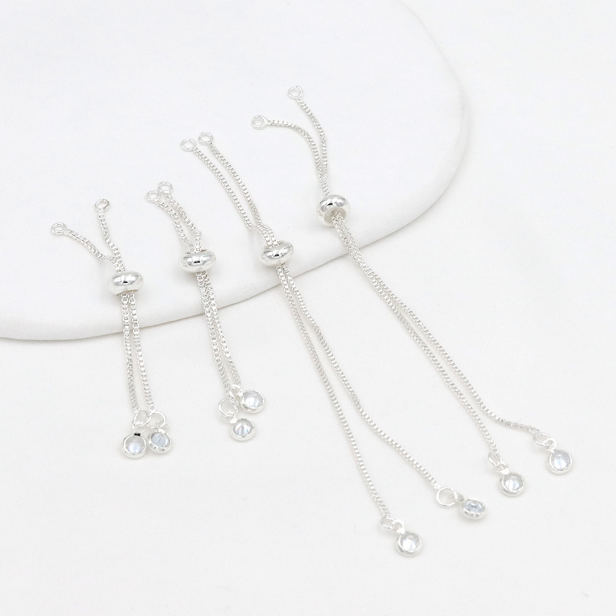 Color-preserving thick silver with diamonds