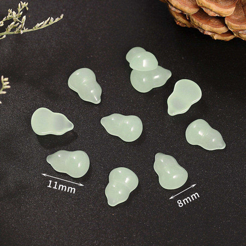 14 light green gourd 8 * 11mm