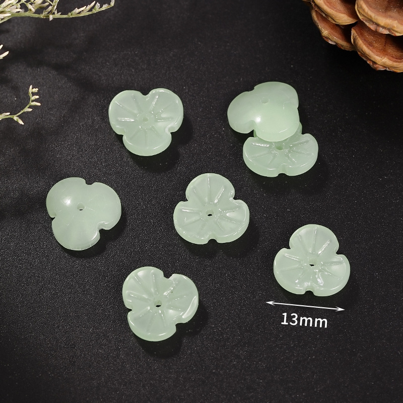 23 light green three-petal flower holder 13mm