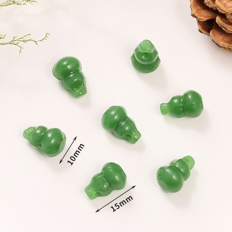 28 dark green gourd pendant 10 * 15mm