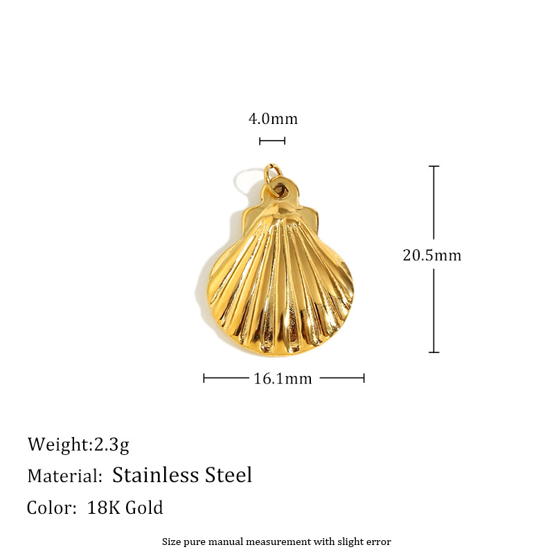 Long shell pendant-gold
