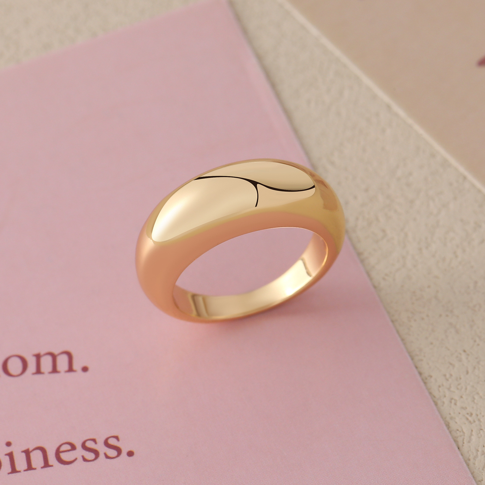 Glossy ring no. 8 rc12-5