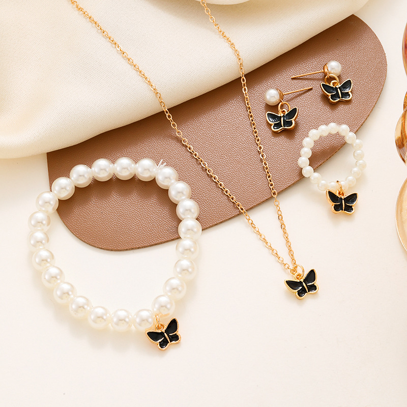 CK0293 black butterfly 4 piece set