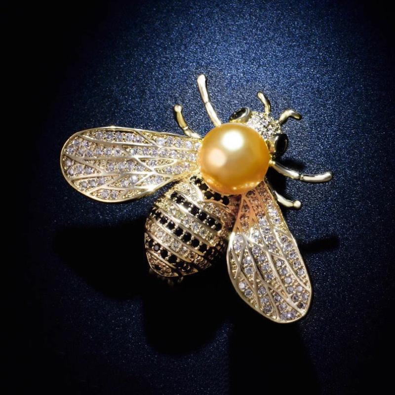 Golden bee-yellow pearl