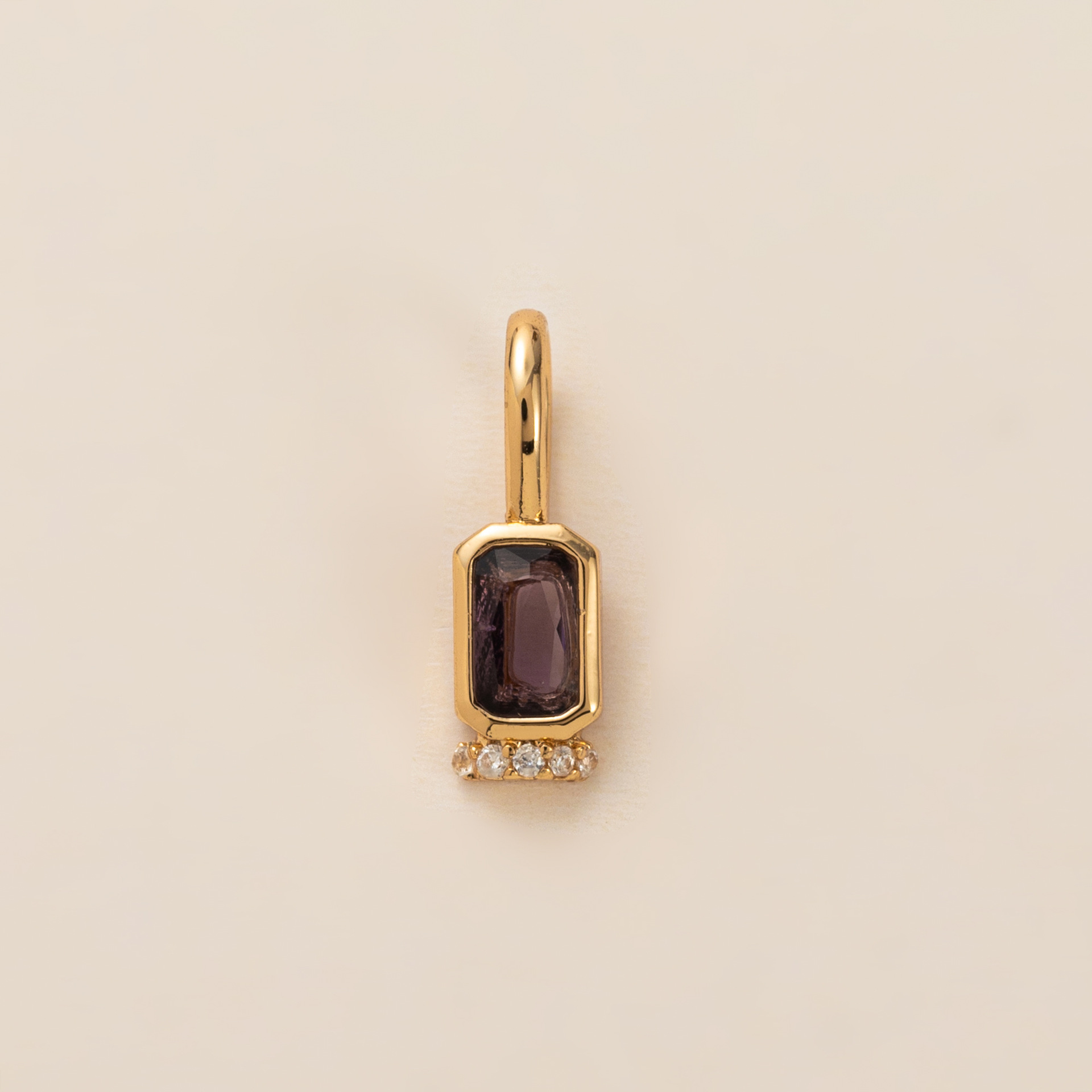 June (single pendant)