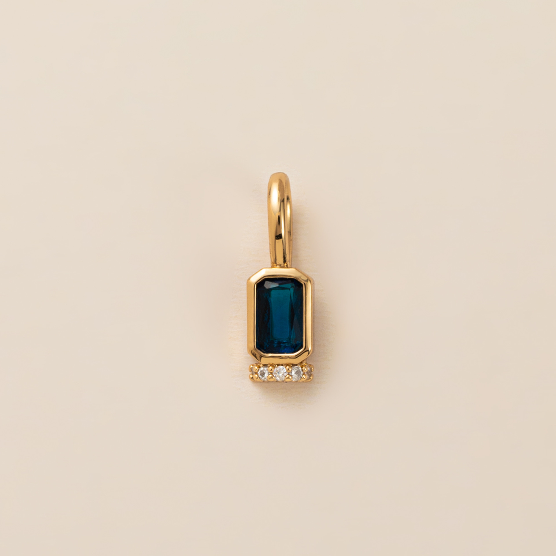 September (single pendant)