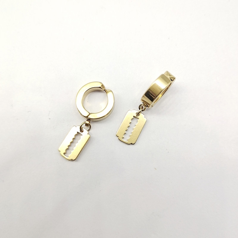 Ear Clip Blade Gold