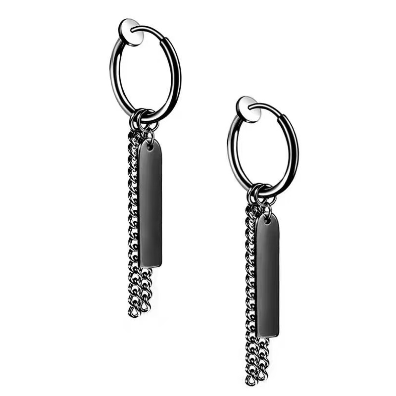 Chain ear clip Black