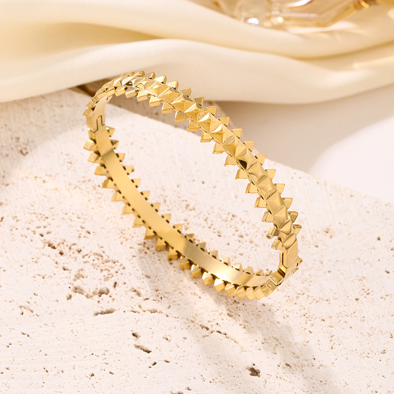 Goldfarbe