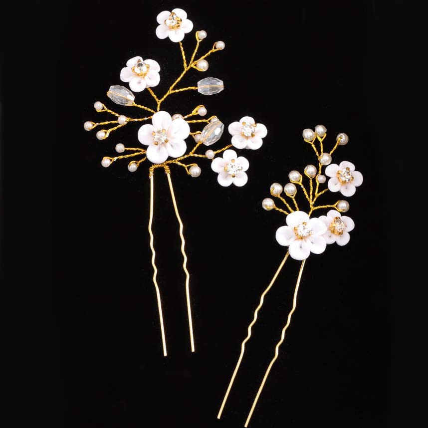 Golden hairpin