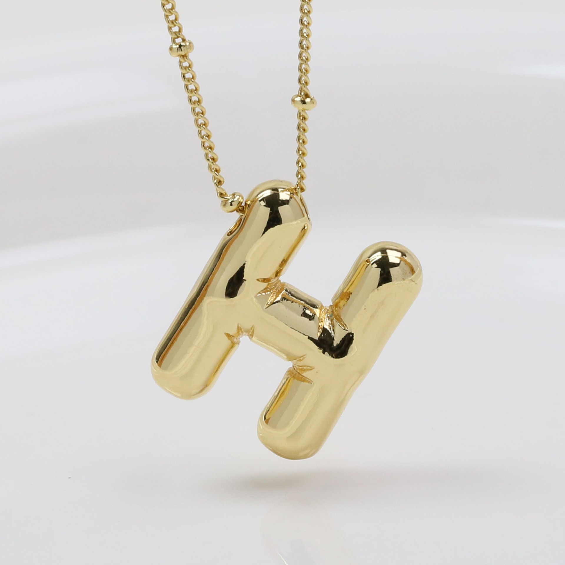 H (Necklace)