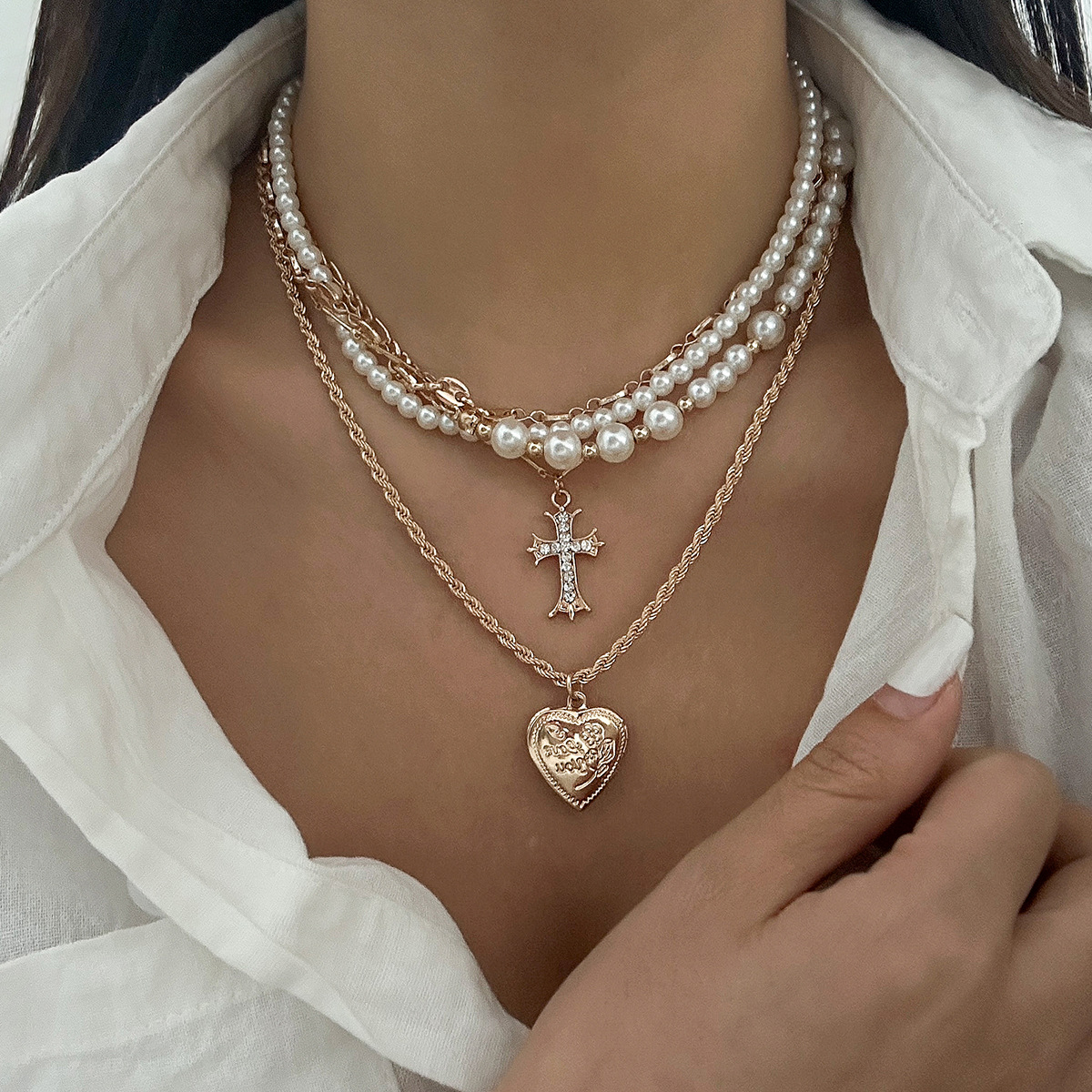 01 gold necklace 5467