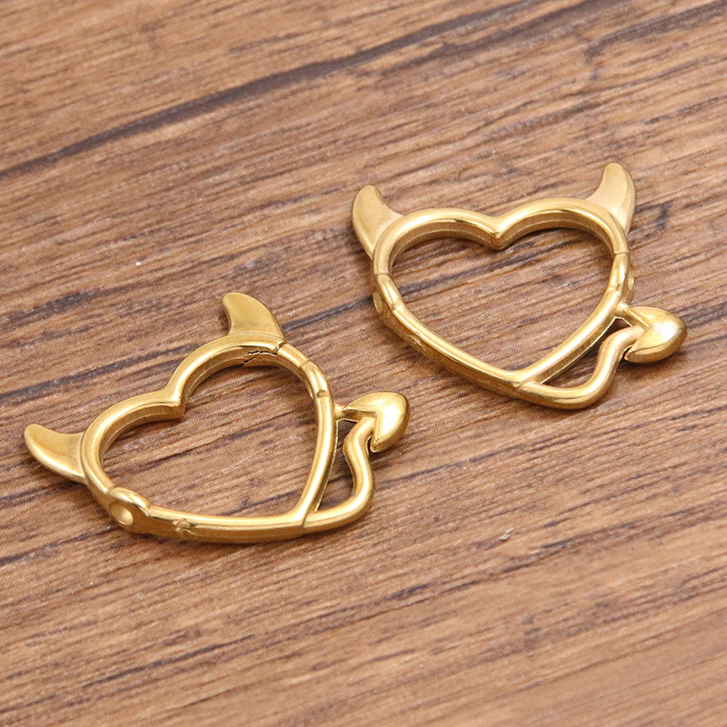 976 Gold 20*21mm 1.6g