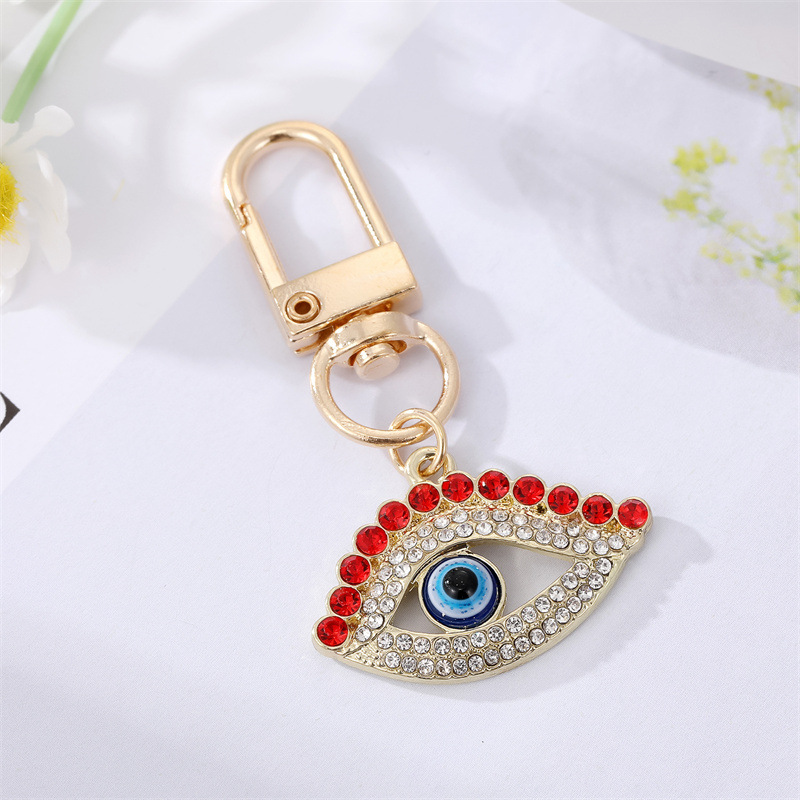 7 Golden Red Diamond Eyelash Eyes