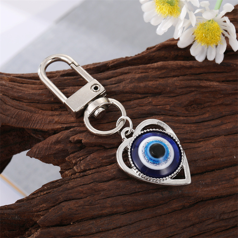 13 Silver Love Patch Eyes