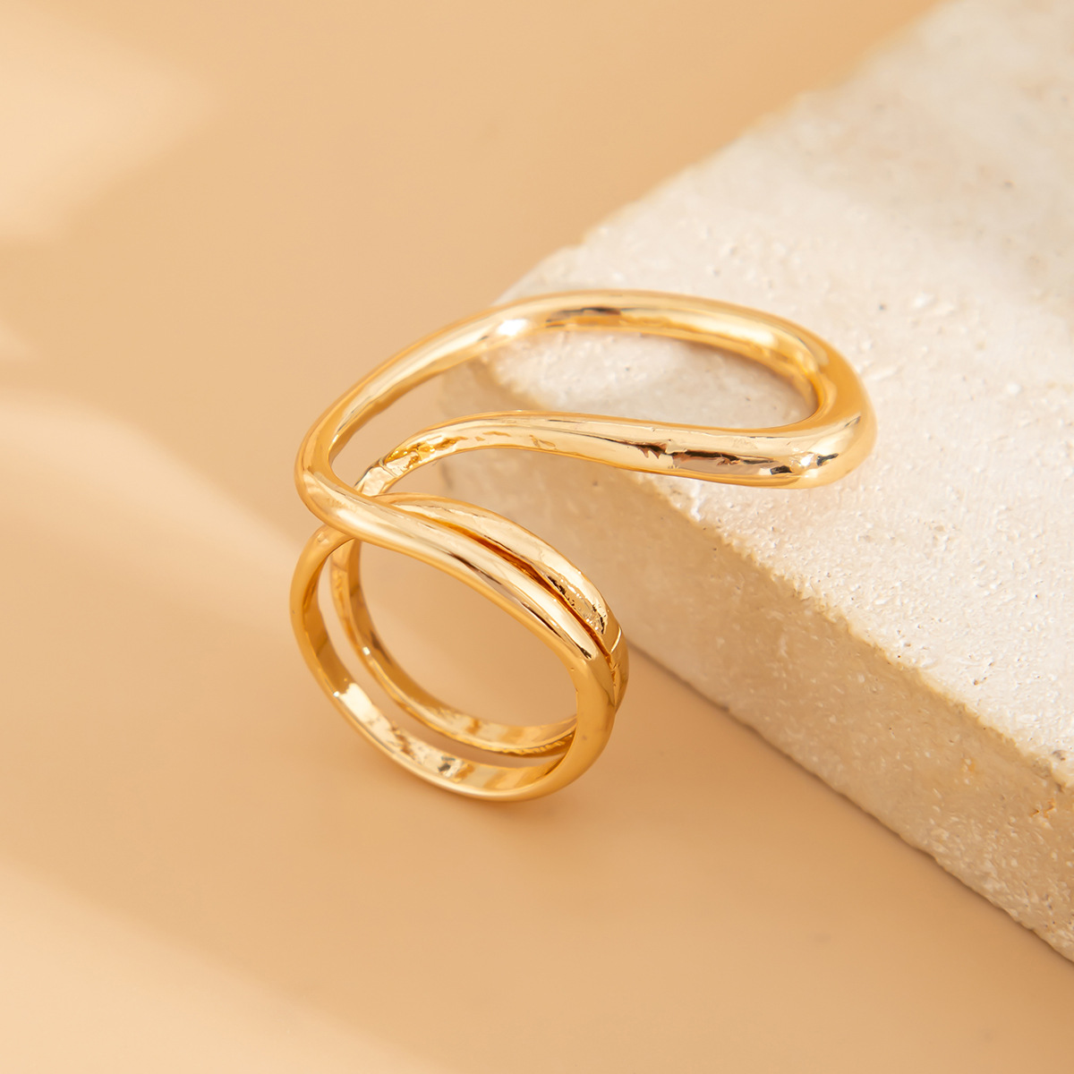 04 light gold ring 0824