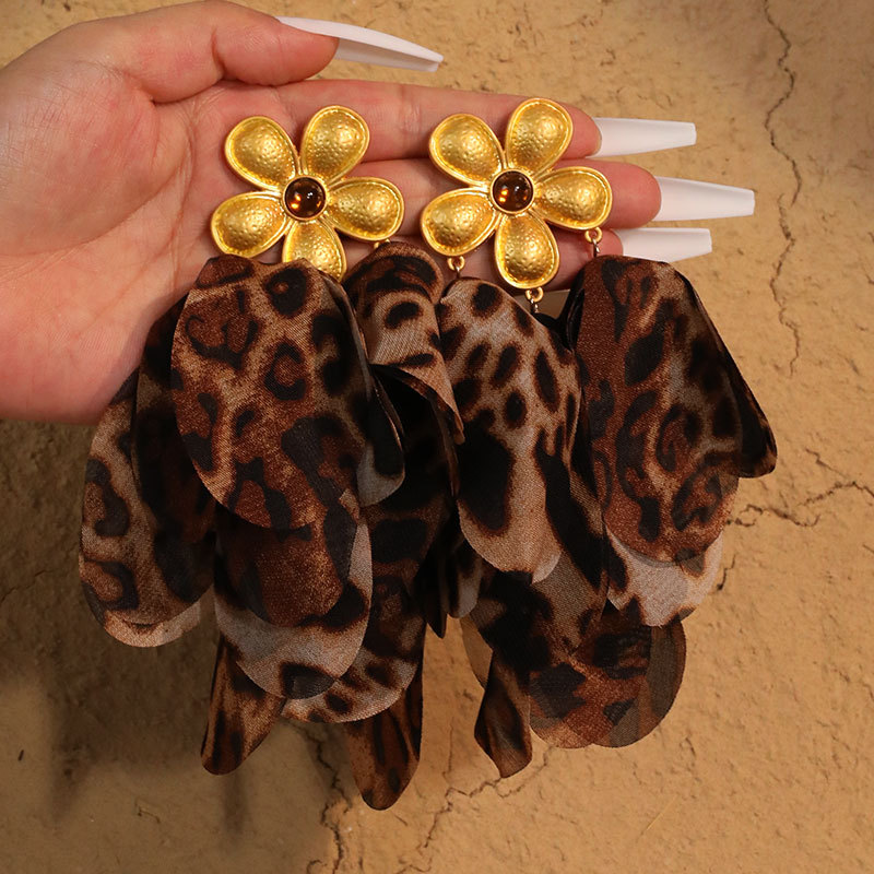 E-1841-leopard print