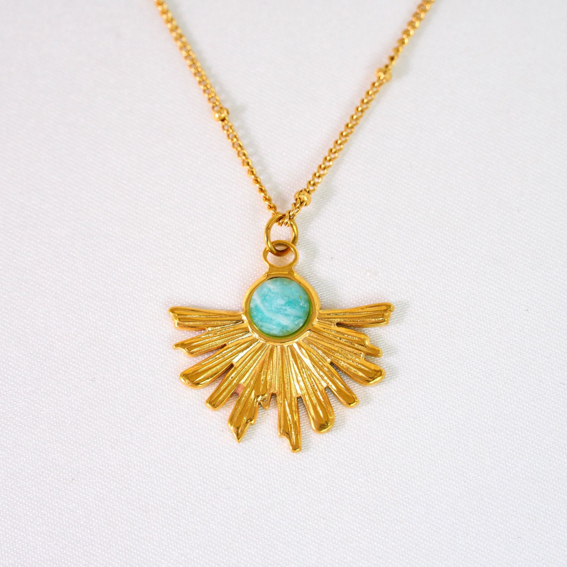 Leaf necklace