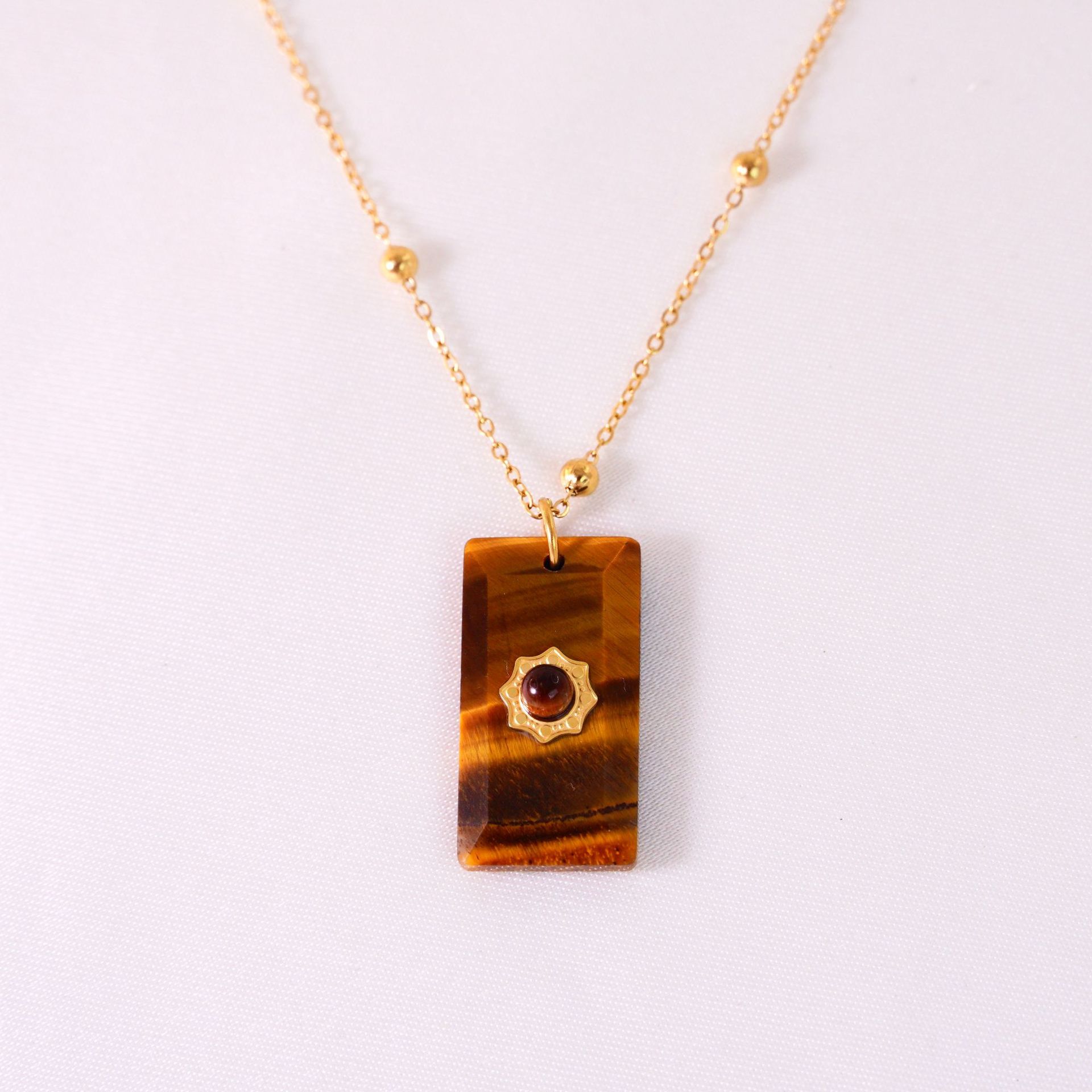 Square necklace