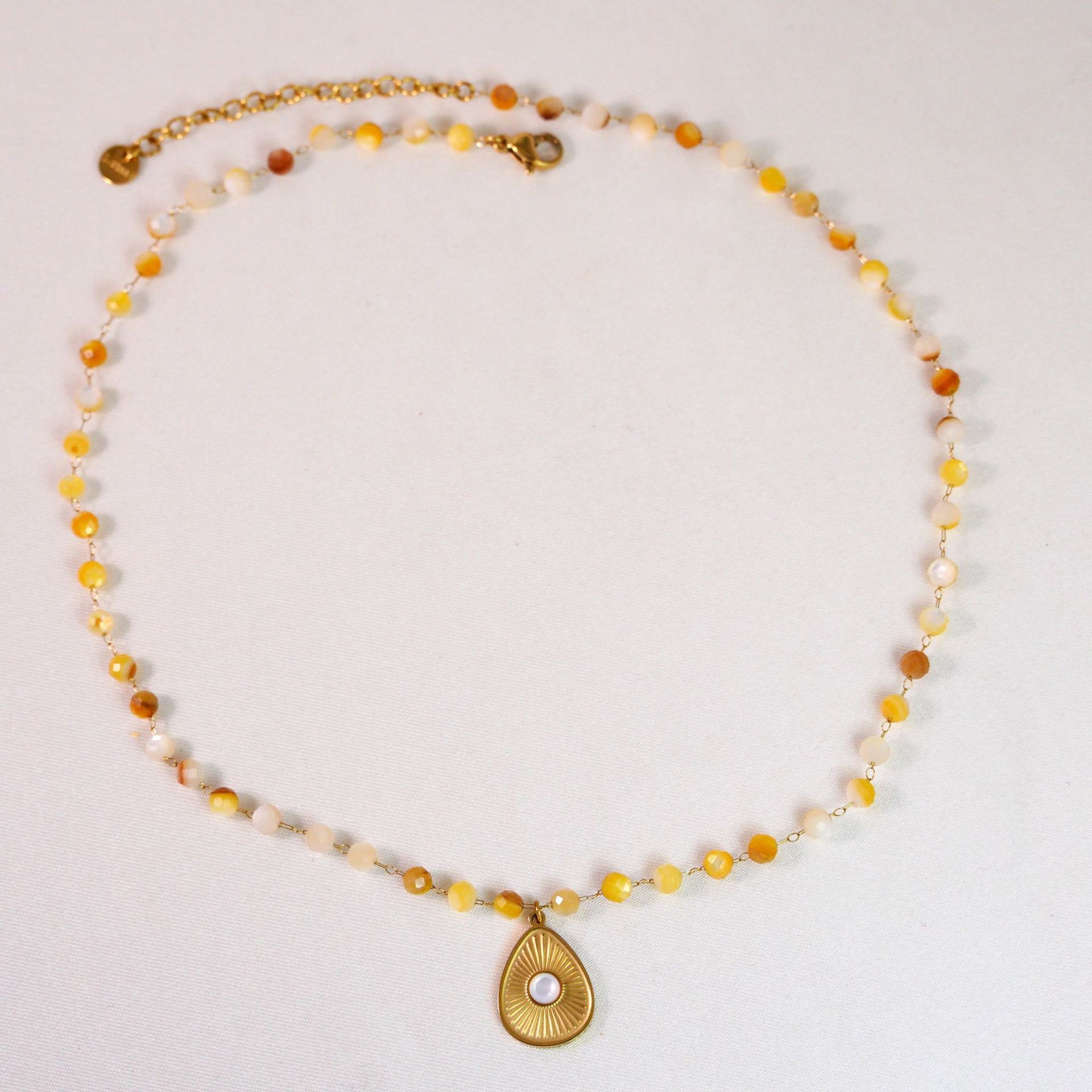 yellow shell(with pendant)
