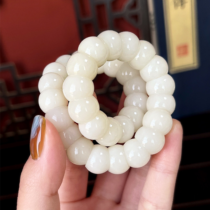 White jade pig large intestine Bodhi 10mm