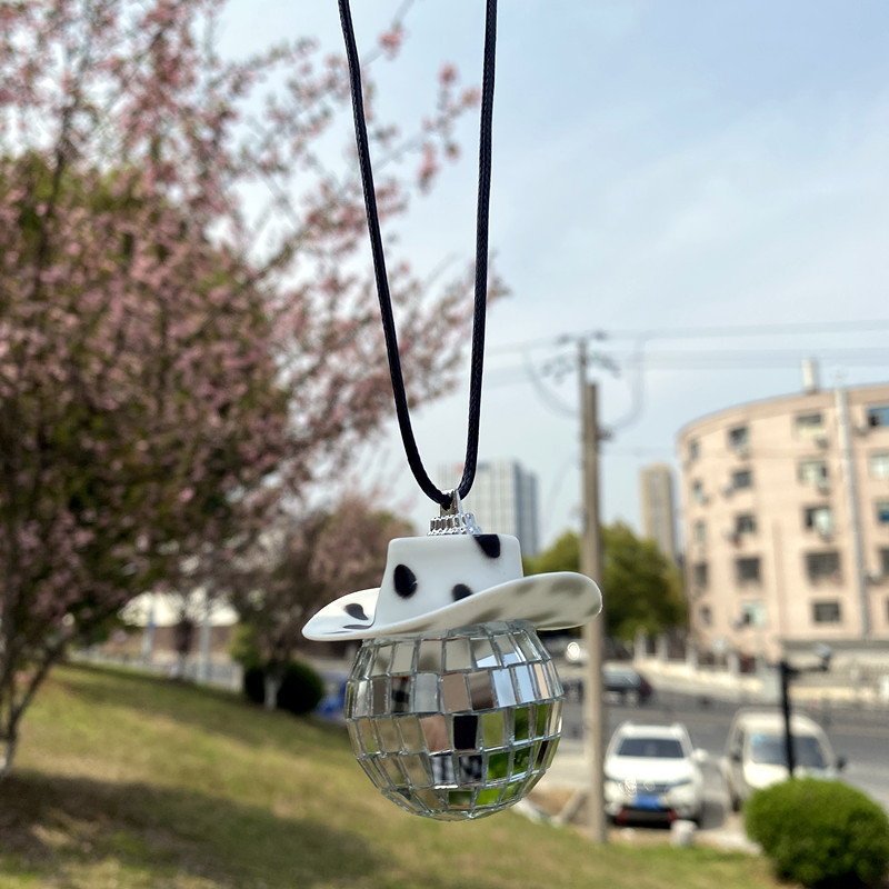 Pendant 5